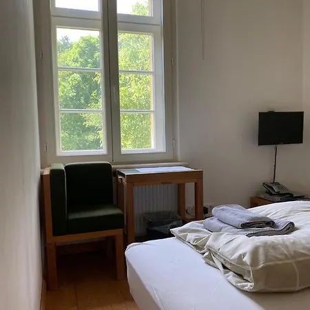 Gutshaus mit Seeblick - ökologisch&nachhaltig Lubow Exterior foto