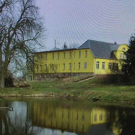 Gutshaus mit Seeblick - ökologisch&nachhaltig Lubow Exterior foto
