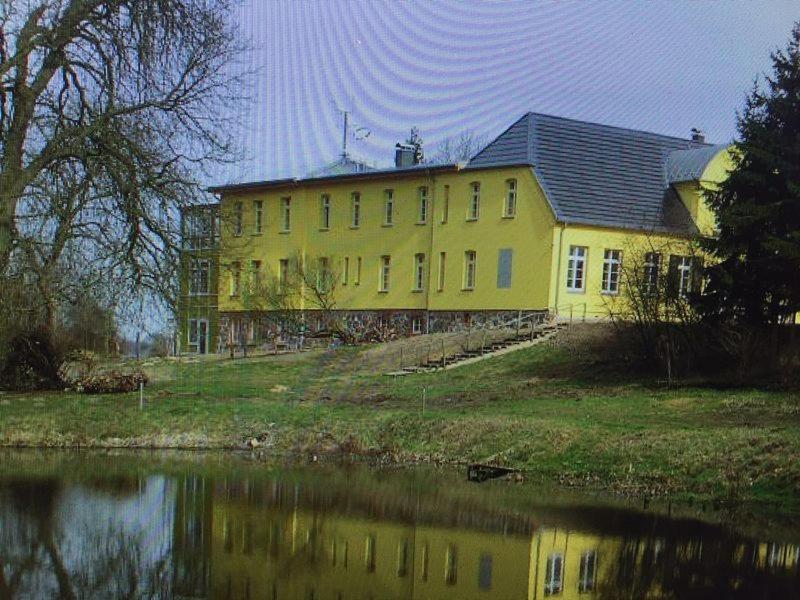 Gutshaus Mit Seeblick - ökologisch&nachhaltig * Lubow