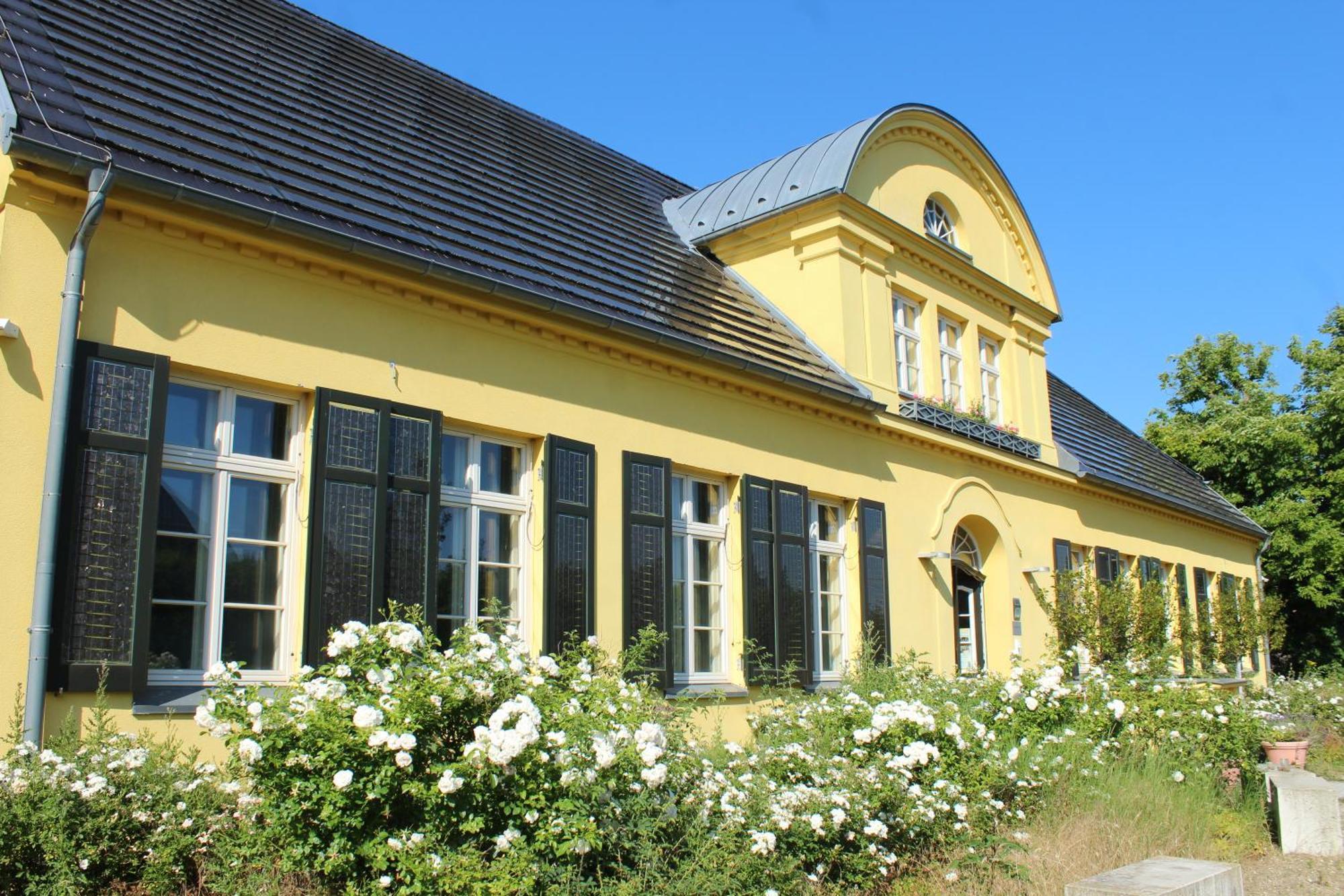 Gutshaus Mit Seeblick - ökologisch&nachhaltig Apartment *
